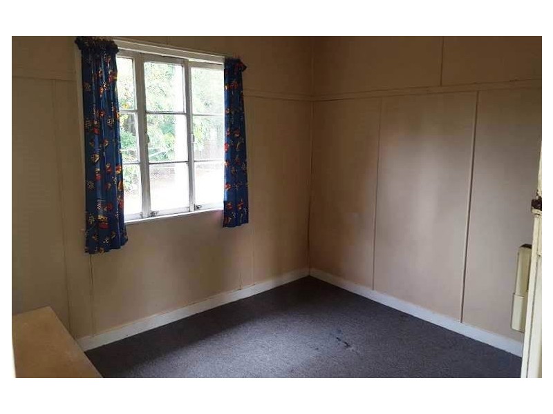 133 Jacaranda Street, North Booval QLD 4304