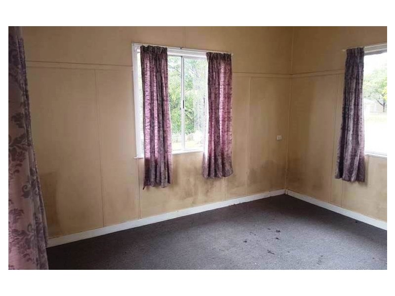 133 Jacaranda Street, North Booval QLD 4304