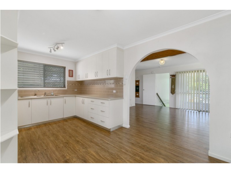 221 Blackstone Rd,, Silkstone QLD 4304