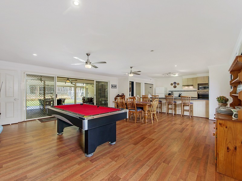 4 Heath Court, Brassall QLD 4305