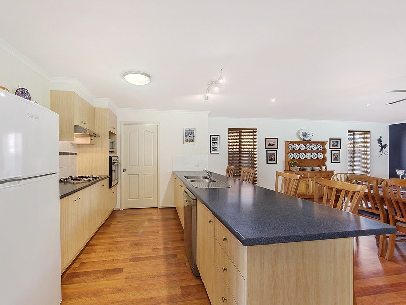 4 Heath Court, Brassall QLD 4305