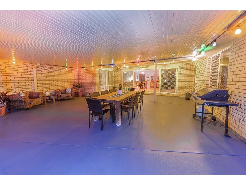 4 Heath Court, Brassall QLD 4305