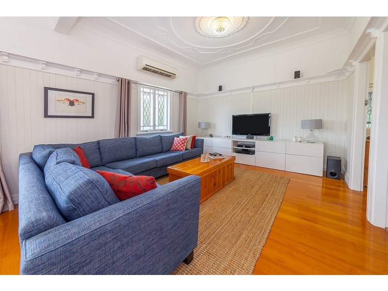 27 Joffre Street, Booval QLD 4304