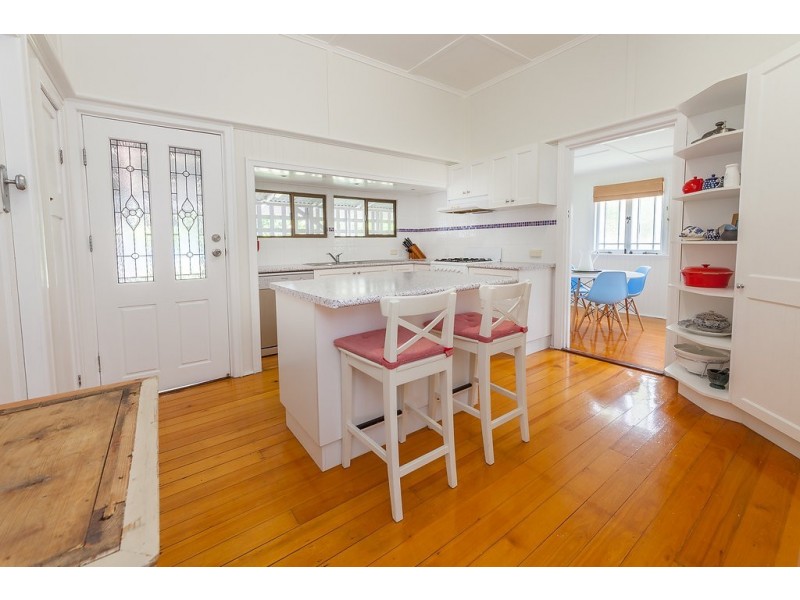 27 Joffre Street, Booval QLD 4304