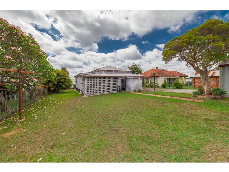 27 Joffre Street, Booval QLD 4304