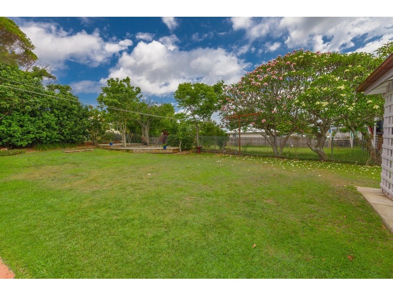 27 Joffre Street, Booval QLD 4304