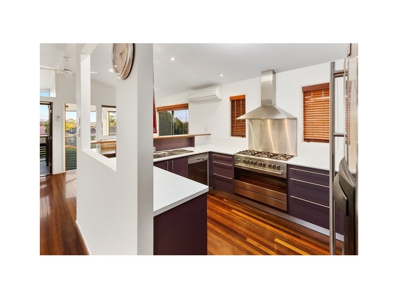 14 Jackson Street, Eastern Heights QLD 4305