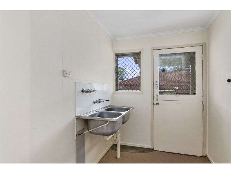 50 Jane Street, Leichhardt QLD 4305