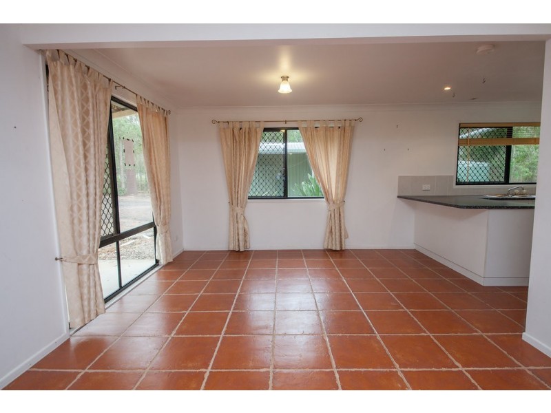 288 Blackwall Road, Chuwar QLD 4306