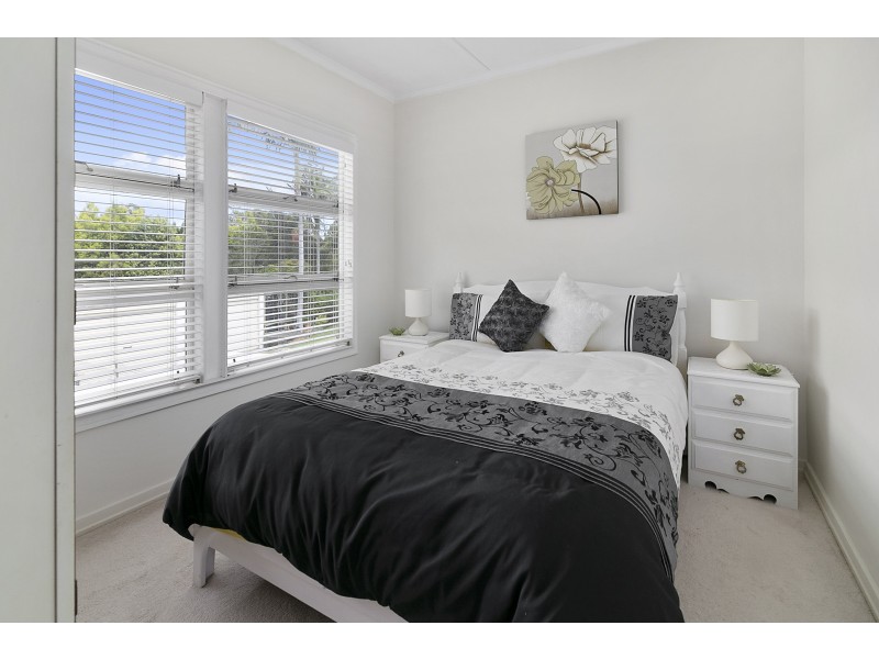 17 Macgregor Street, Woodend QLD 4305