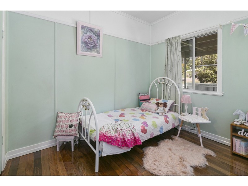 3 Ashgrove Street, Coalfalls QLD 4305