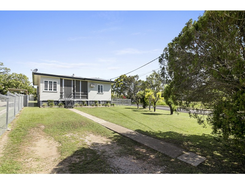 16 Dinmore Street, Dinmore QLD 4303
