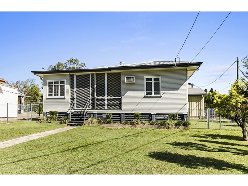 16 Dinmore Street, Dinmore QLD 4303