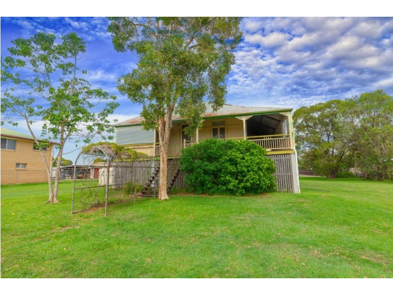 12 Bottomley Street, Brassall QLD 4305