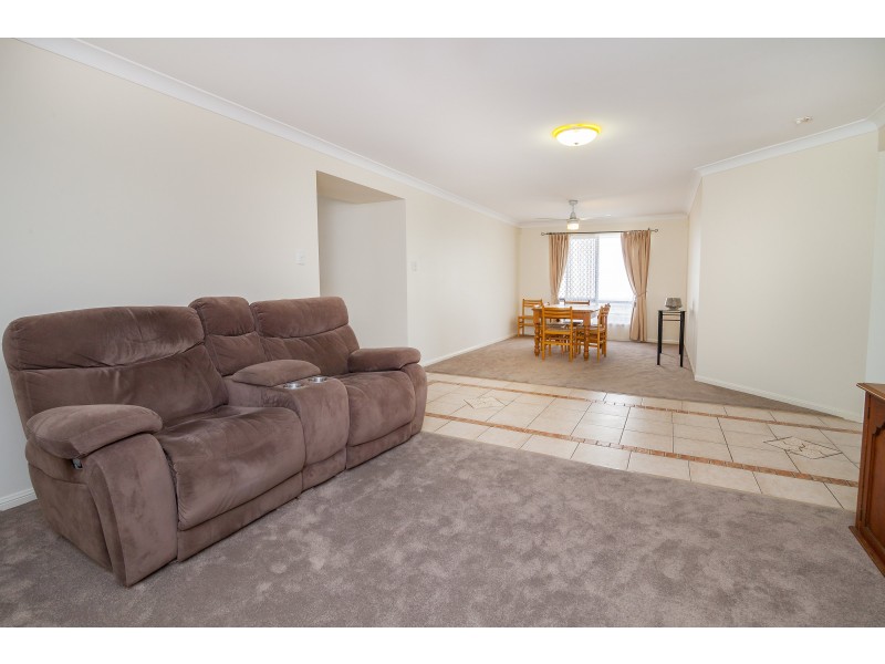 4 Ivanhoe Place, Brassall QLD 4305