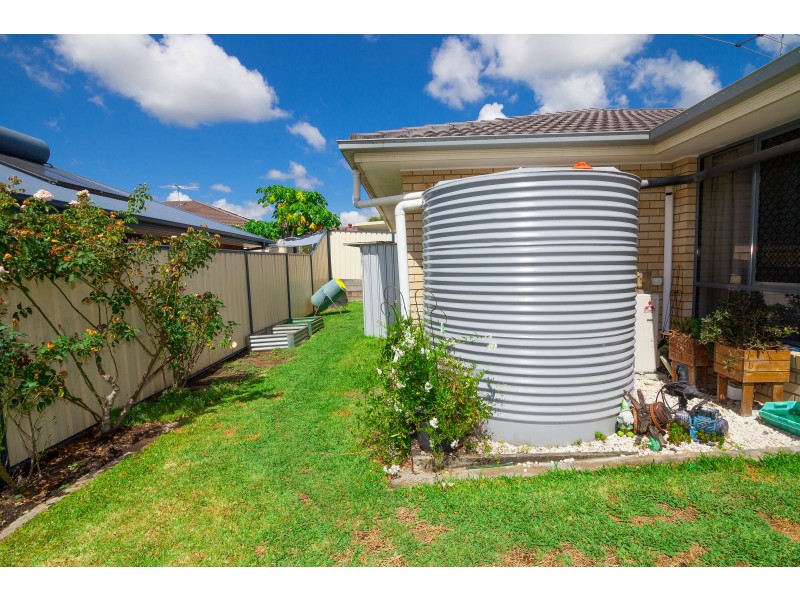 4 Ivanhoe Place, Brassall QLD 4305