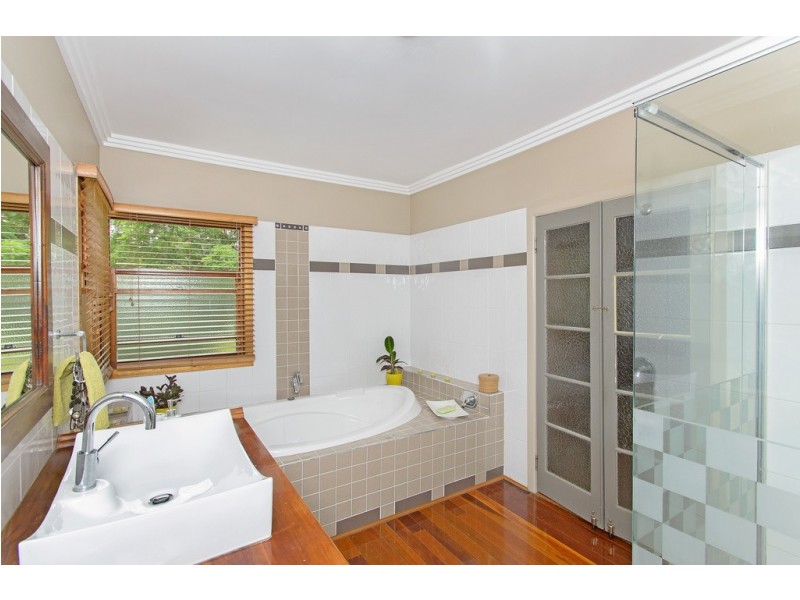 61 Pine Street, North Ipswich QLD 4305