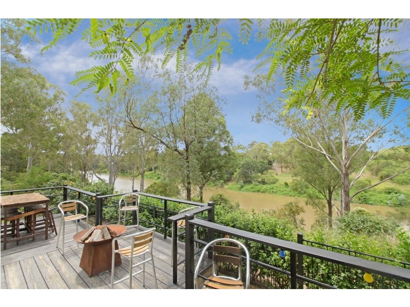 61 Pine Street, North Ipswich QLD 4305