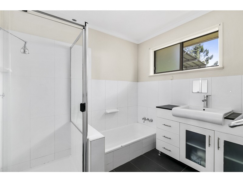 87 Moores Pocket Road, Moores Pocket QLD 4305