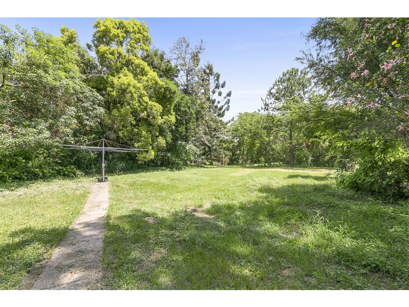87 Moores Pocket Road, Moores Pocket QLD 4305