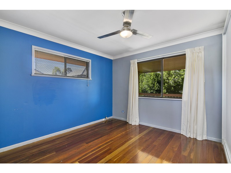 11 Nile Street, Riverview QLD 4303