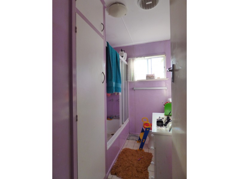 15 Park Street, Lowood QLD 4311