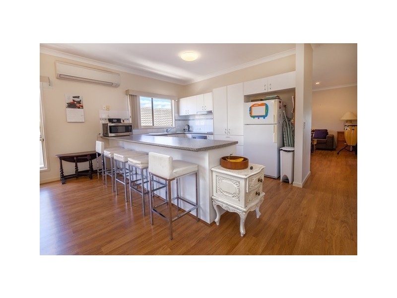 6 Greenwood Street, Springfield Lakes QLD 4300