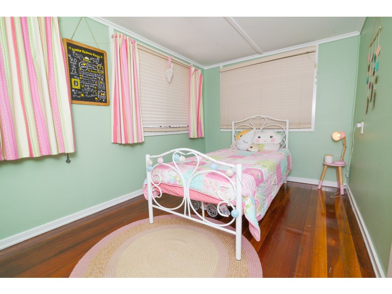 49 Ferrett Street, Sadliers Crossing QLD 4305