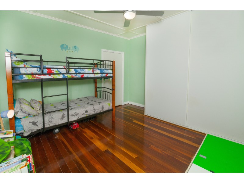 49 Ferrett Street, Sadliers Crossing QLD 4305