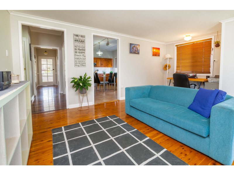 49 Ferrett Street, Sadliers Crossing QLD 4305