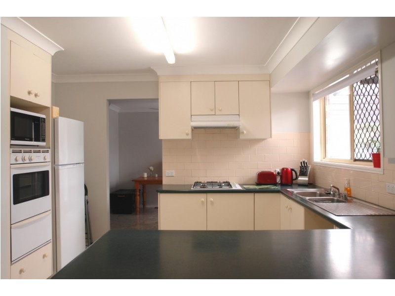 28 Willowtree Drive, Flinders View QLD 4305