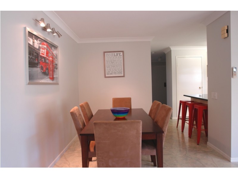 28 Willowtree Drive, Flinders View QLD 4305
