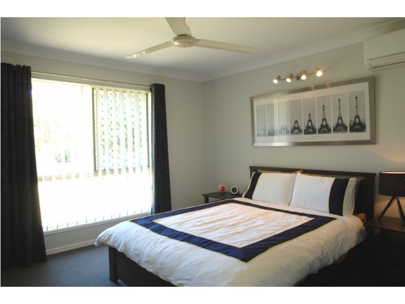 28 Willowtree Drive, Flinders View QLD 4305