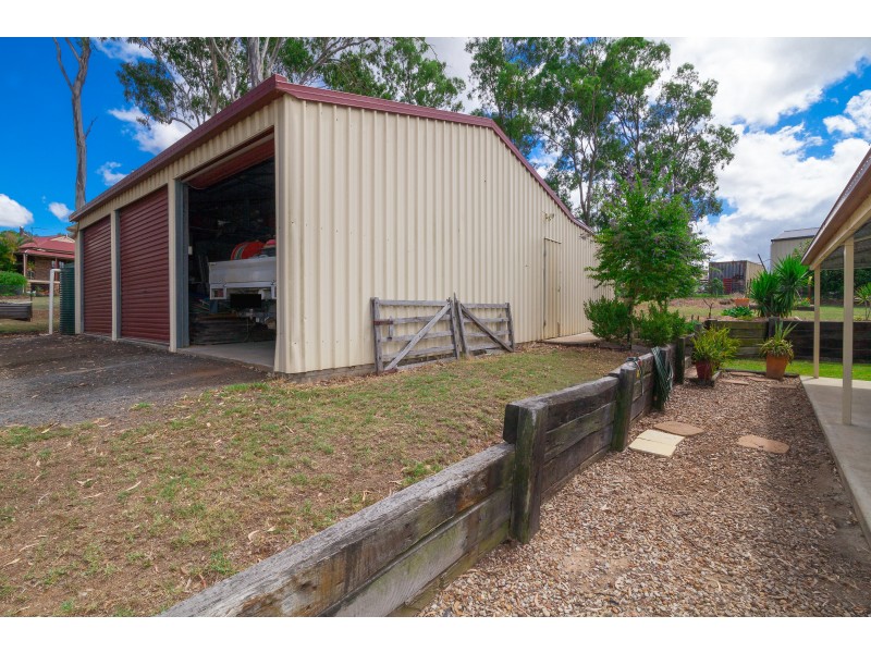15 Ruby Crescent, Willowbank QLD 4306