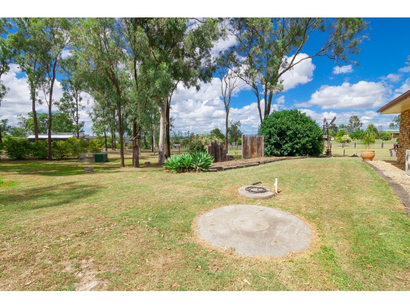 15 Ruby Crescent, Willowbank QLD 4306