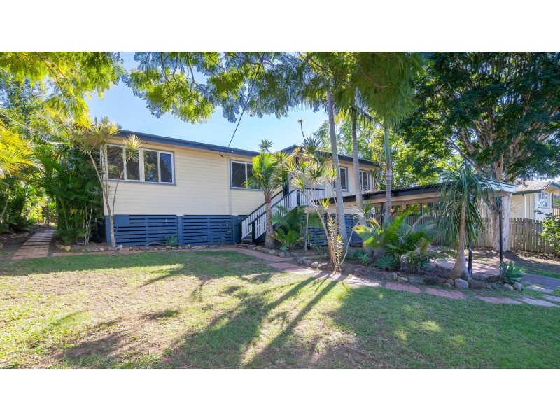 18 Wentworth Street, Leichhardt QLD 4305