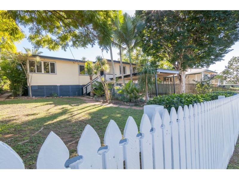 18 Wentworth Street, Leichhardt QLD 4305