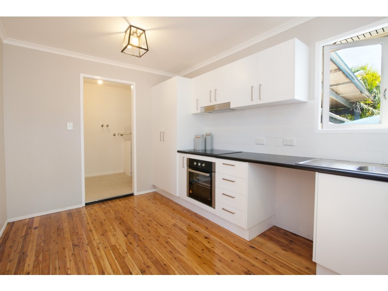 18 Wentworth Street, Leichhardt QLD 4305