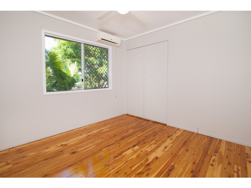 18 Wentworth Street, Leichhardt QLD 4305