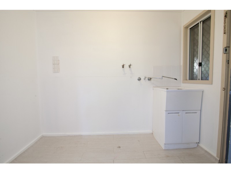 18 Wentworth Street, Leichhardt QLD 4305