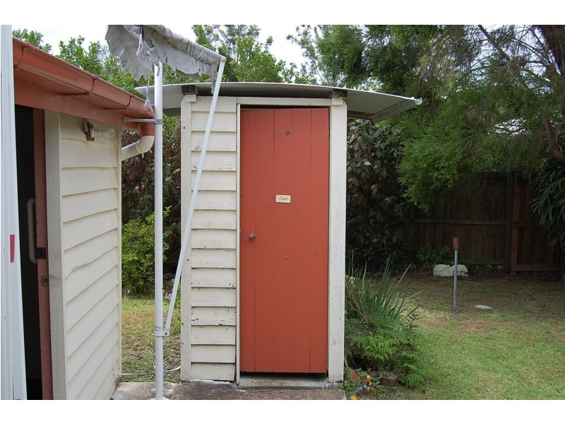 4 Newtown Street, East Ipswich QLD 4305