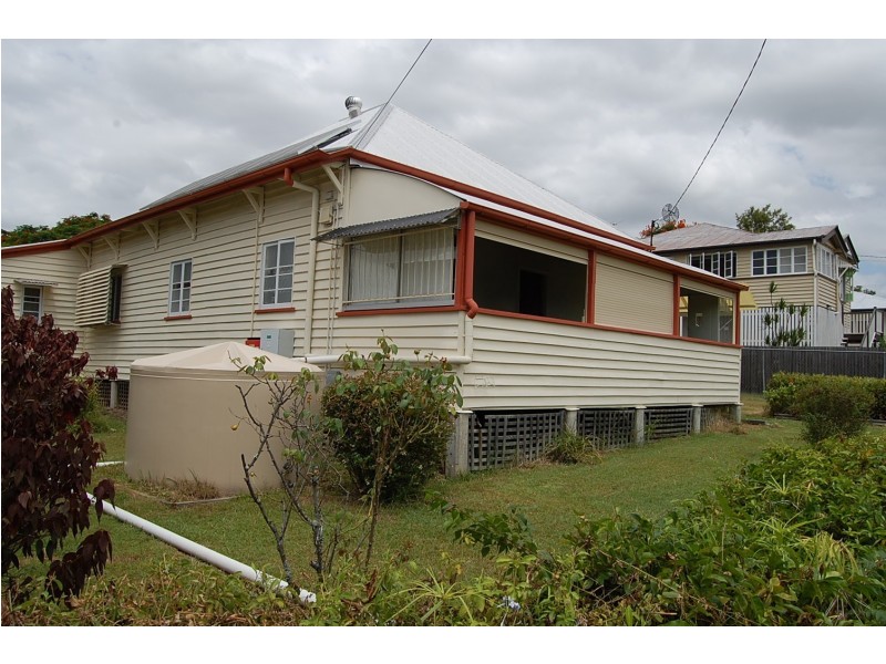 4 Newtown Street, East Ipswich QLD 4305