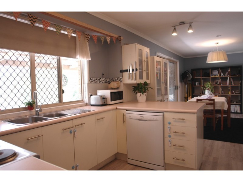 37-41 Leslie Drive, Muirlea QLD 4306