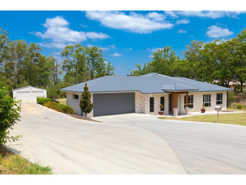 8 Shiloh Court, Pine Mountain QLD 4306