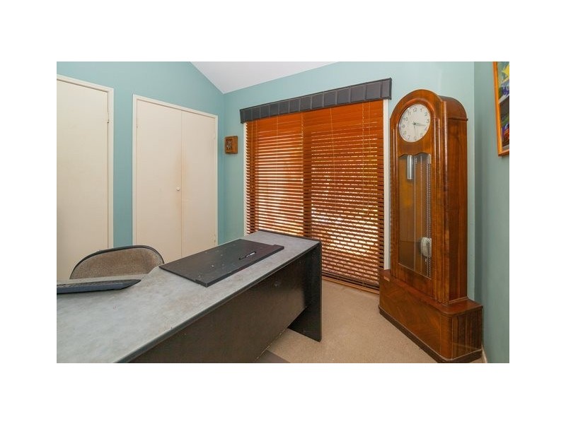 19 Percheron Court, Yamanto QLD 4305