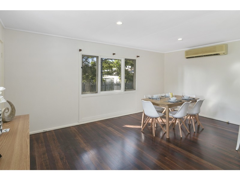 25 Bass Street, Leichhardt QLD 4305