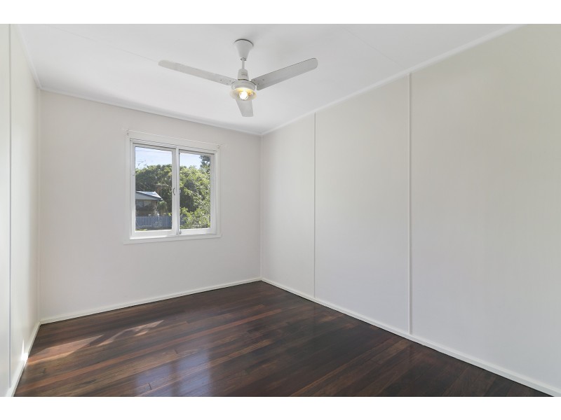 25 Bass Street, Leichhardt QLD 4305