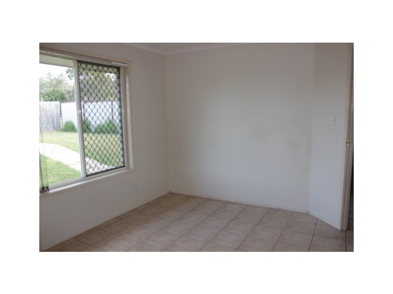 25 Comona Court, Wulkuraka QLD 4305