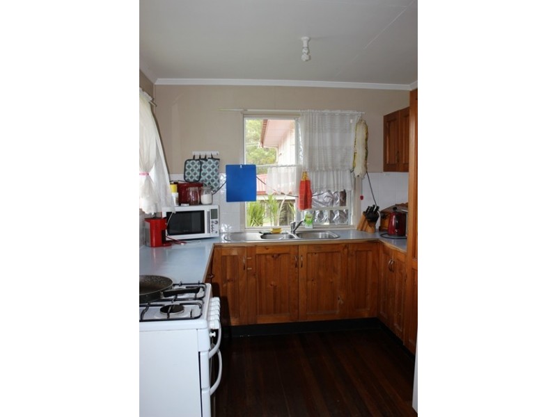 5 Hampton Court, One Mile QLD 4305