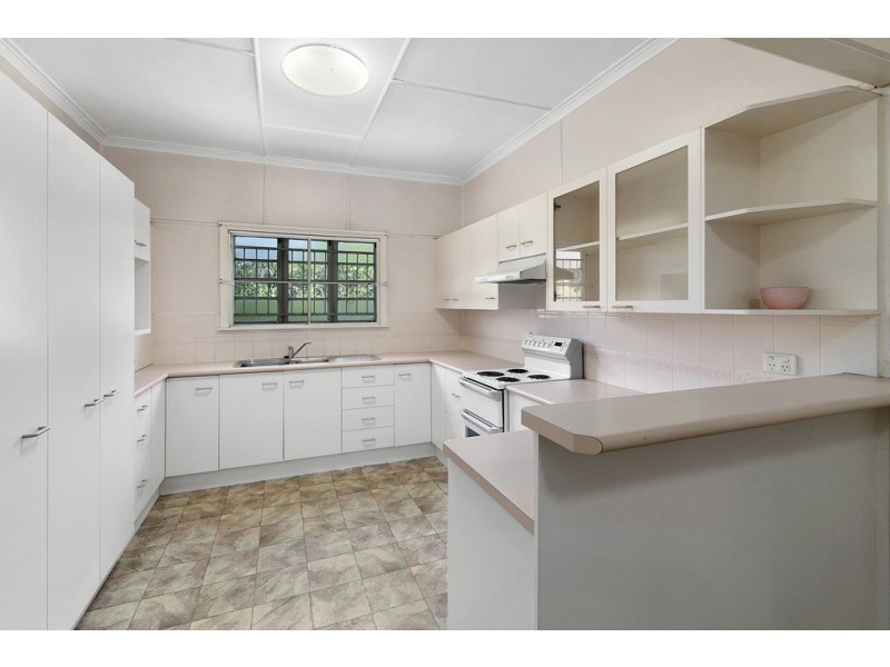 70 Nimmo Street, North Booval QLD 4304